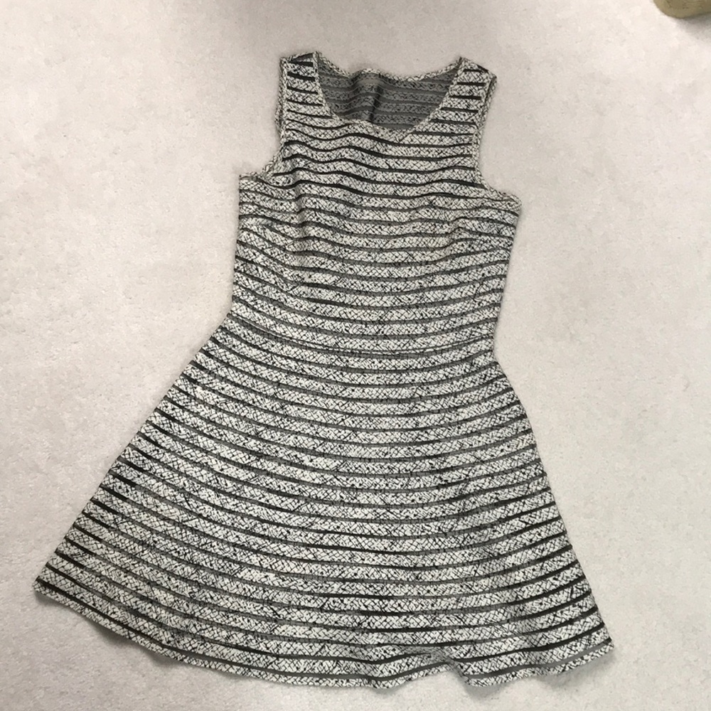Parker 💗 Silk Size XS Mini Dress Blk/White Print